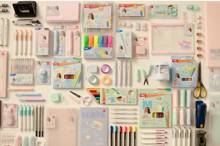 Everything your little learner needs to start school with confidence. Our Pre-K kits are packed with fun, colorful essentials teachers commonly request.”